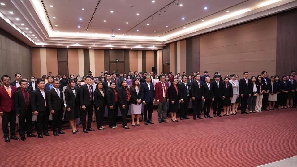 เข้าร่วมการประชุมเชิงปฏิบัติการติดตามและประเมินผลการดำเนินงานการติดตามผู้สำเร็จการศึกษาอาชีวศึกษาและภาวะการมีงานทำ (ภาคตะวันออกและกทม.)
