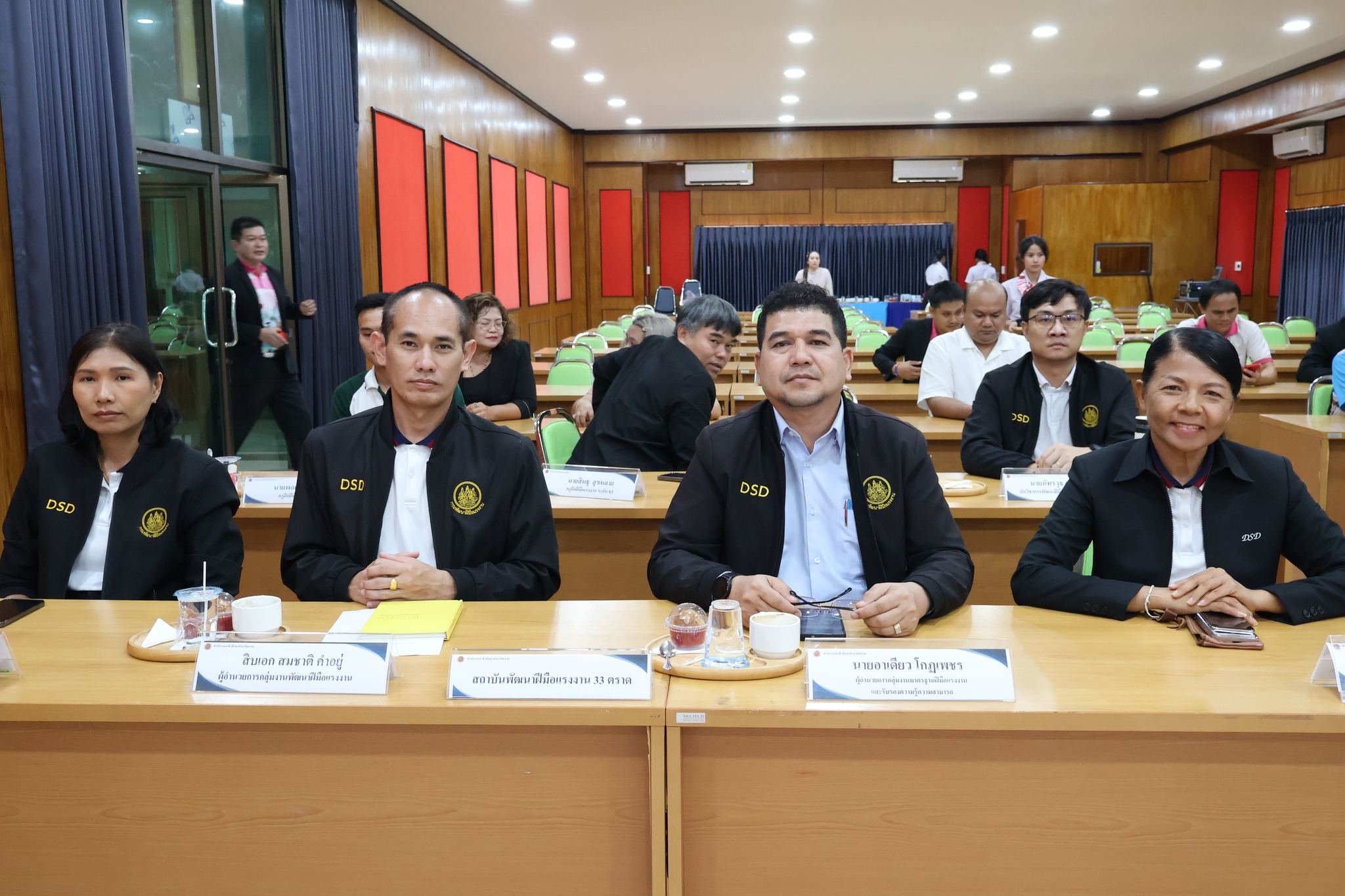 งนามบันทึกข้อตกลงความร่วมมือ (MOU) ระหว่าง สำนักงานอาชีวศึกษาจังหวัดตราด กับ สถาบันพัฒนาฝีมือแรงงาน 33 ตราด